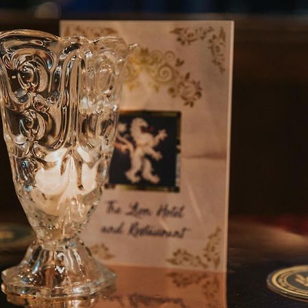 The Lion Hotel Welshpool Buitenkant foto